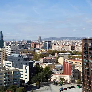 The Social Hub Poblenou Extended מלון