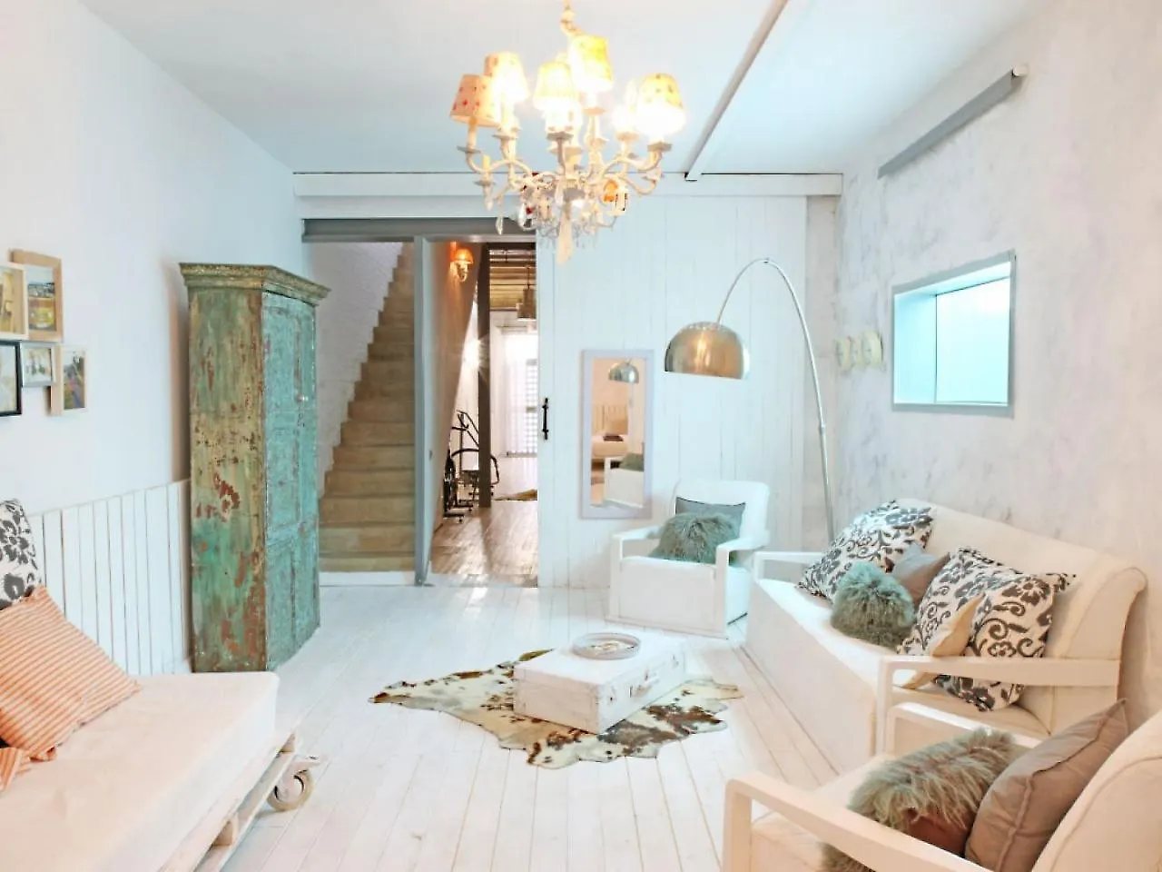 Pink House Hotel Barcelona 0*,