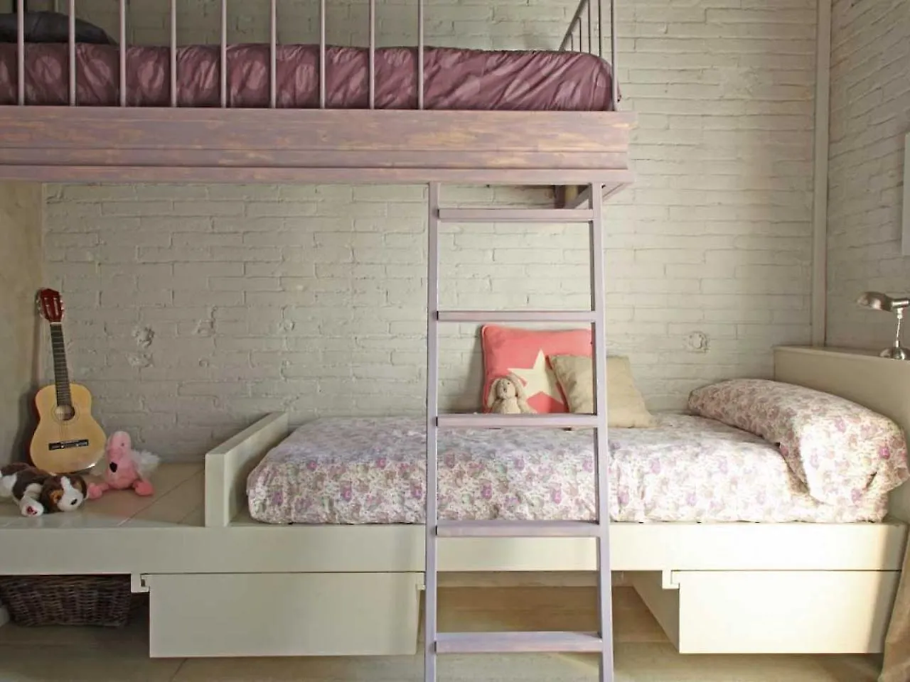 Pink House Hotel Barcelona Spain