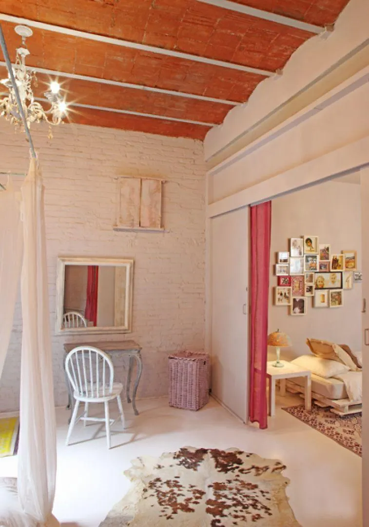 Pink House Hotel Barcelona 0*,